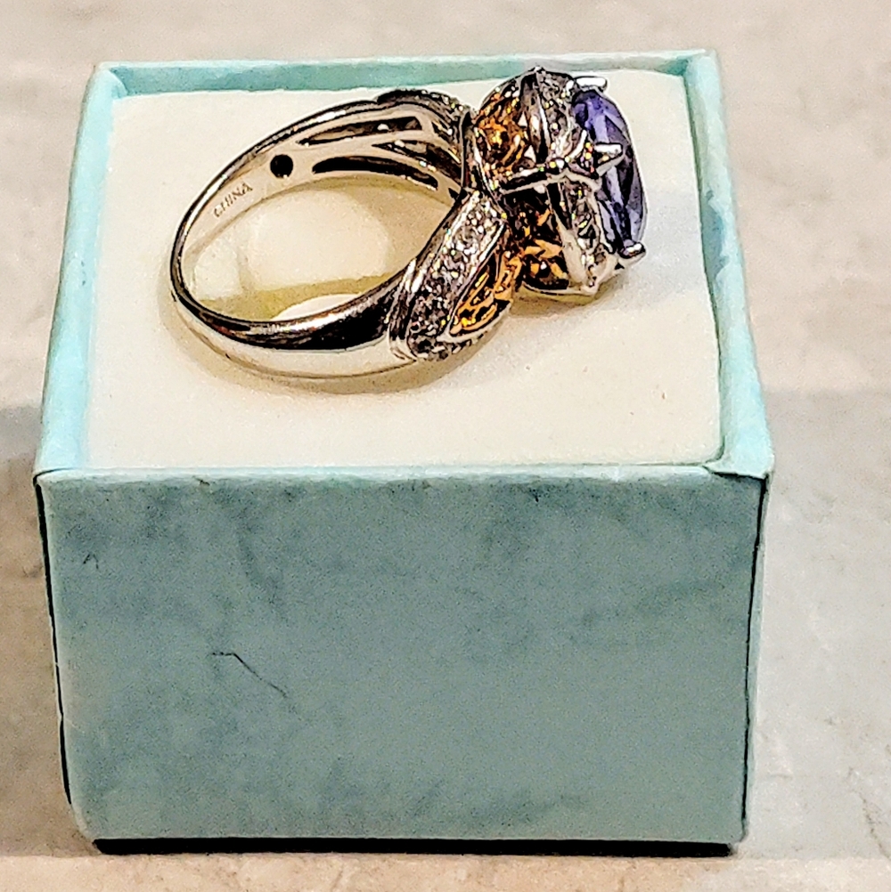 VINTAGE STERLING SILVER 2ct TANZANITE RING WITH DIAMOND CHIPS & 14K GOLD ACCENTS - Picture 9 of 16